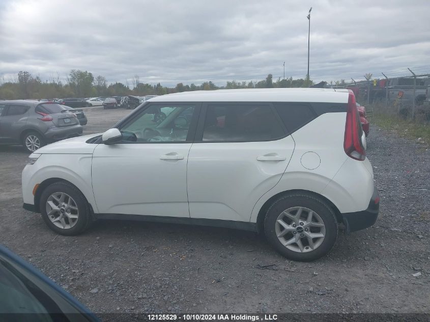 2022 Kia Soul Ex VIN: KNDJ33AU0N7832628 Lot: 12125529