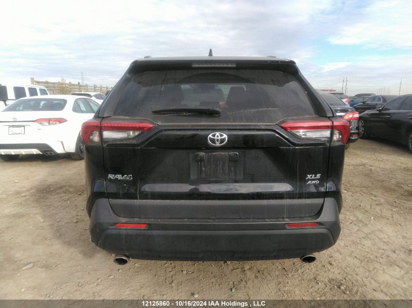 2019 Toyota Rav4 Xle/Xle Premium VIN: 2T3R1RFV4KW010105 Lot: 12125860