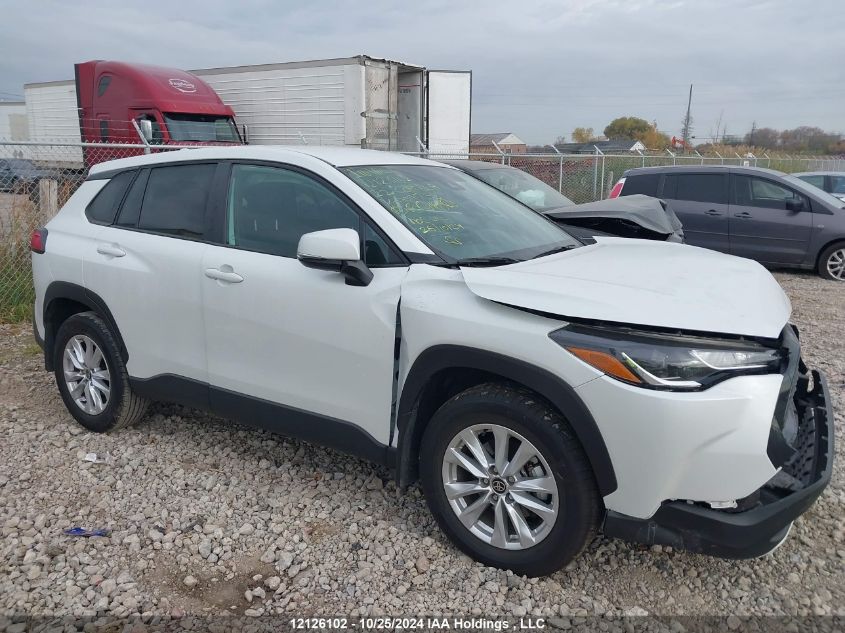 Image 13 of 2022 Toyota Corolla Cross  salvage vehicle - Lot #12126102 at IAAI