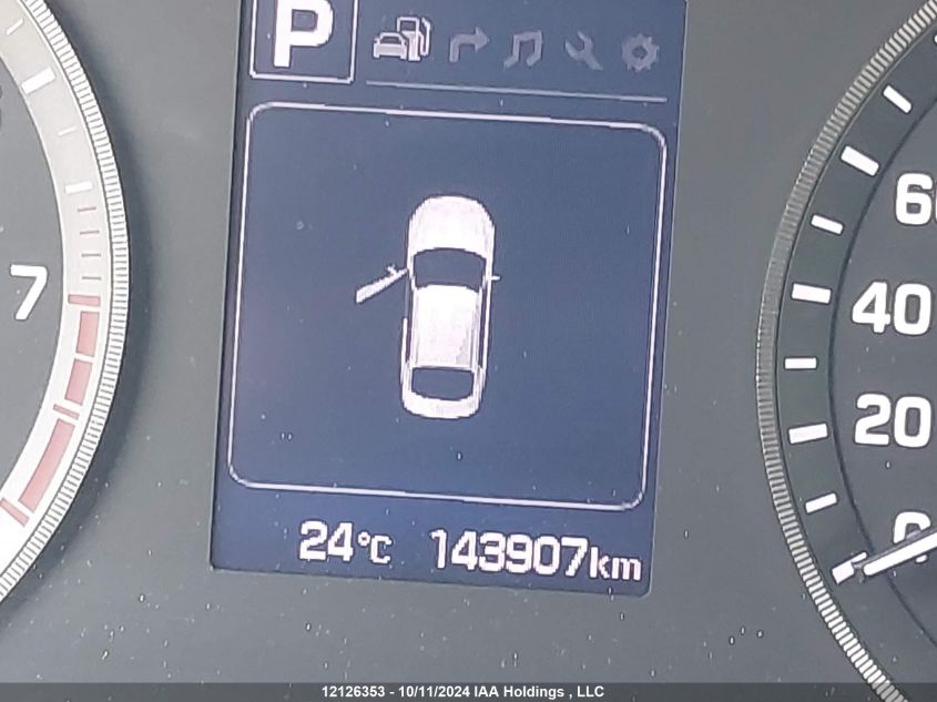 2015 Hyundai Sonata Sport/Limited VIN: 5NPE34AF4FH226027 Lot: 12126353