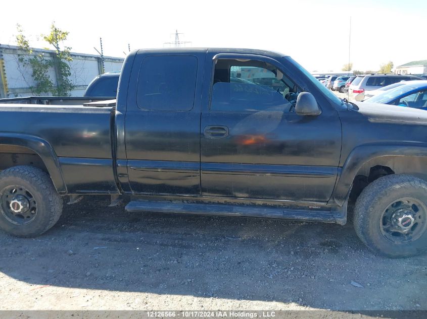 2003 GMC Sierra 2500Hd VIN: 1GTHC29143E210433 Lot: 12126566