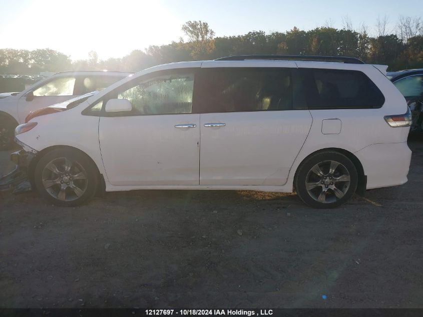 2016 Toyota Sienna Se VIN: 5TDXK3DC4GS745727 Lot: 12127697