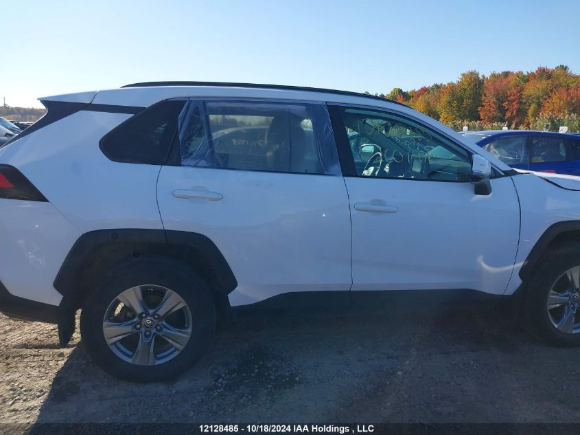 2022 Toyota Rav4 Xle/Xle Premium VIN: 2T3R1RFVXNC260194 Lot: 12128485