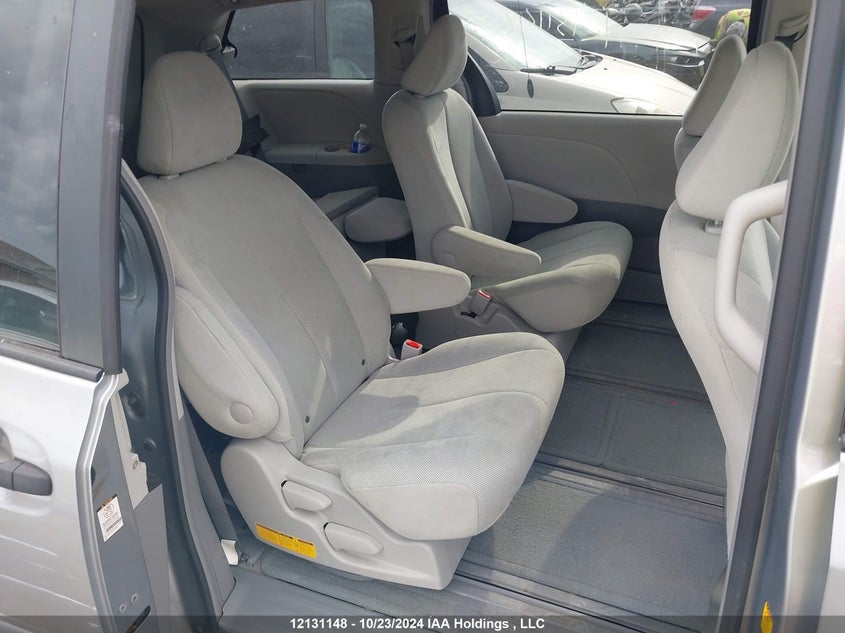 2011 Toyota Sienna VIN: 5TDZK3DC4BS156145 Lot: 12131148