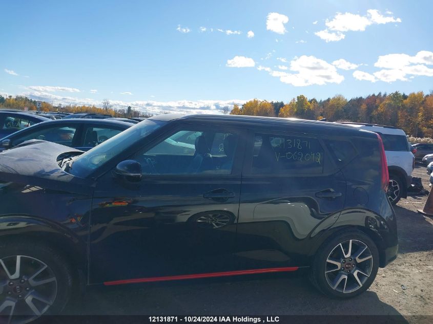 2020 Kia Soul VIN: KNDJ33AU2L7062042 Lot: 12131871