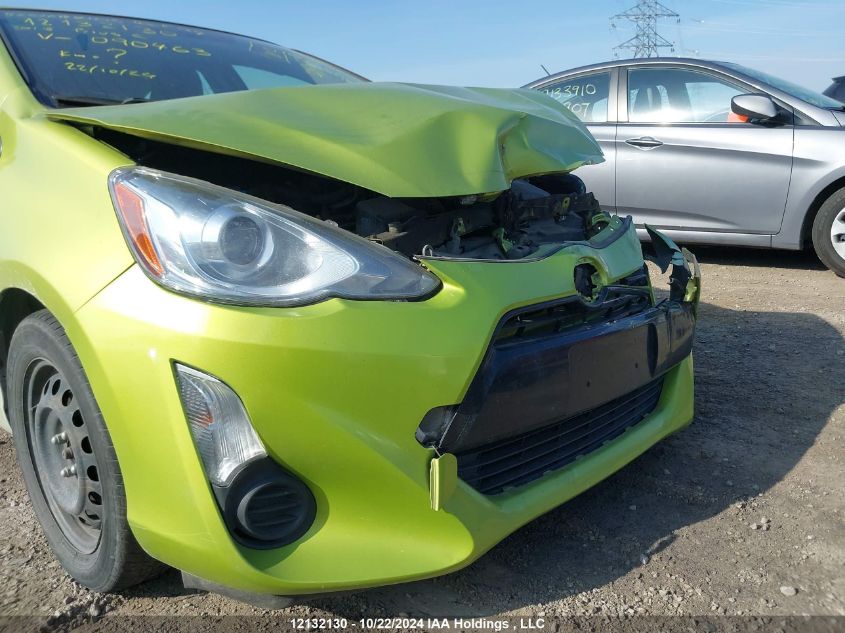 2015 Toyota Prius C VIN: JTDKDTB33F1090463 Lot: 12132130