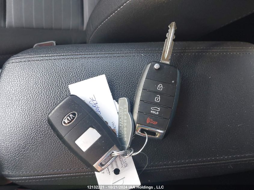 2015 Kia Forte 5-Door VIN: KNAFK5A81F5294295 Lot: 12132221