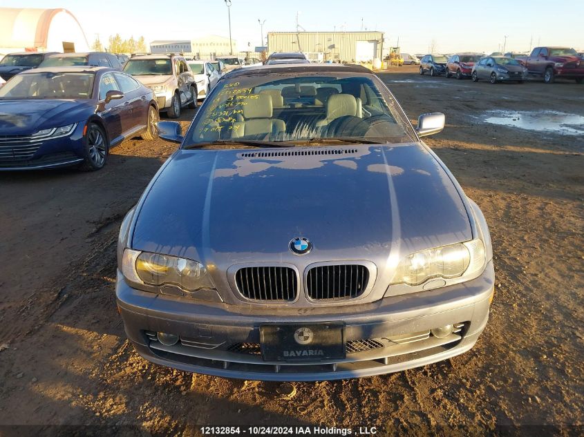 2001 BMW 3 Series VIN: WBABS53461EV86770 Lot: 12132854