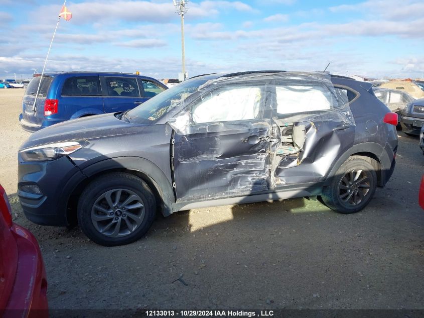 2017 Hyundai Tucson Limited/Sport And Eco/Se VIN: KM8J3CA44HU350360 Lot: 12133013