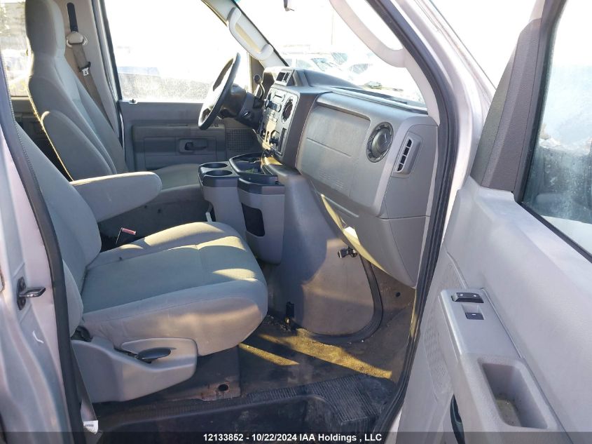 2009 Ford Econoline E350 Super Duty Wagon VIN: 1FBNE31L59DA43955 Lot: 12133852