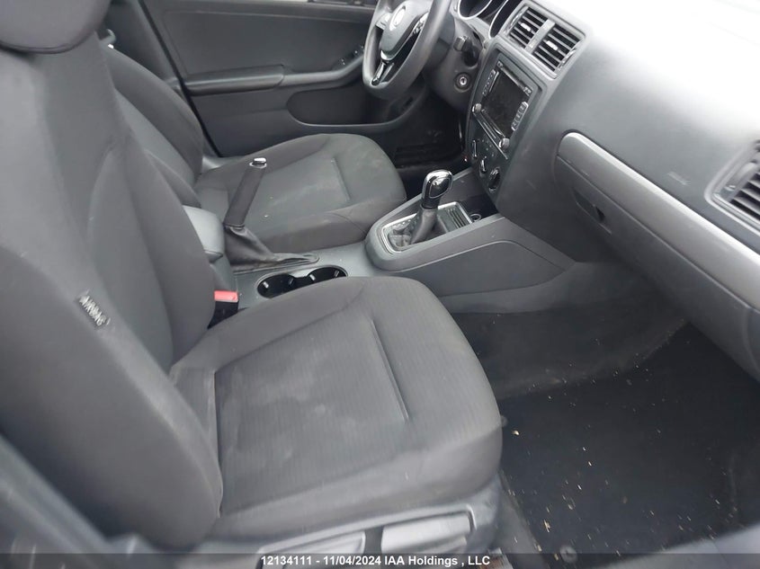 3VW2K7AJ5FM299524 2015 VOLKSWAGEN JETTA photo no. 5