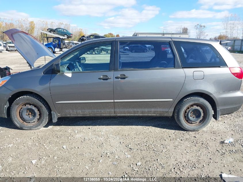 2004 Toyota Sienna VIN: 5TDZA29C94S045874 Lot: 12136055