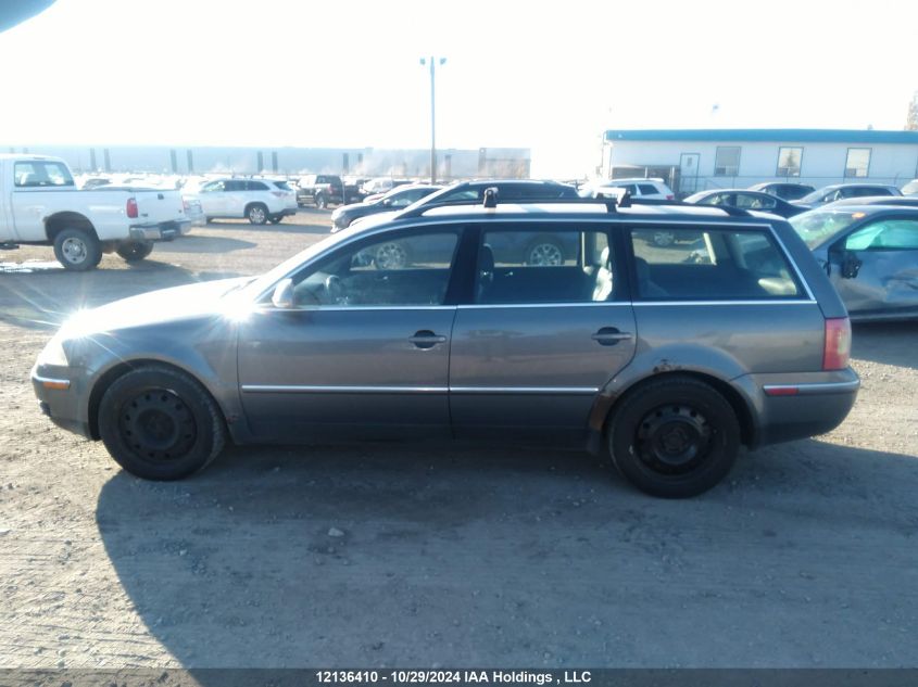 2005 Volkswagen Passat Wagon VIN: WVWCE63B75E136621 Lot: 12136410