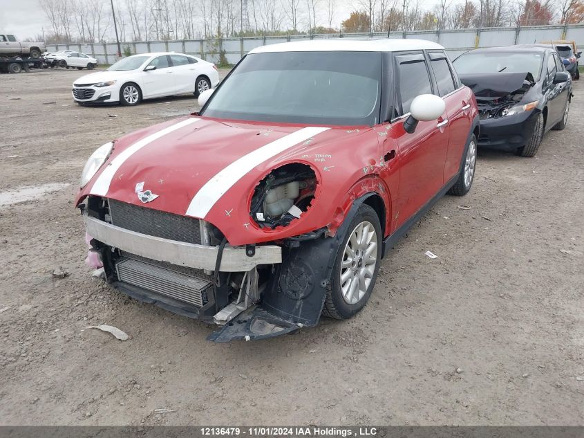 2015 Mini Cooper Hardtop 5 Door VIN: WMWXS5C57FT837622 Lot: 12136479