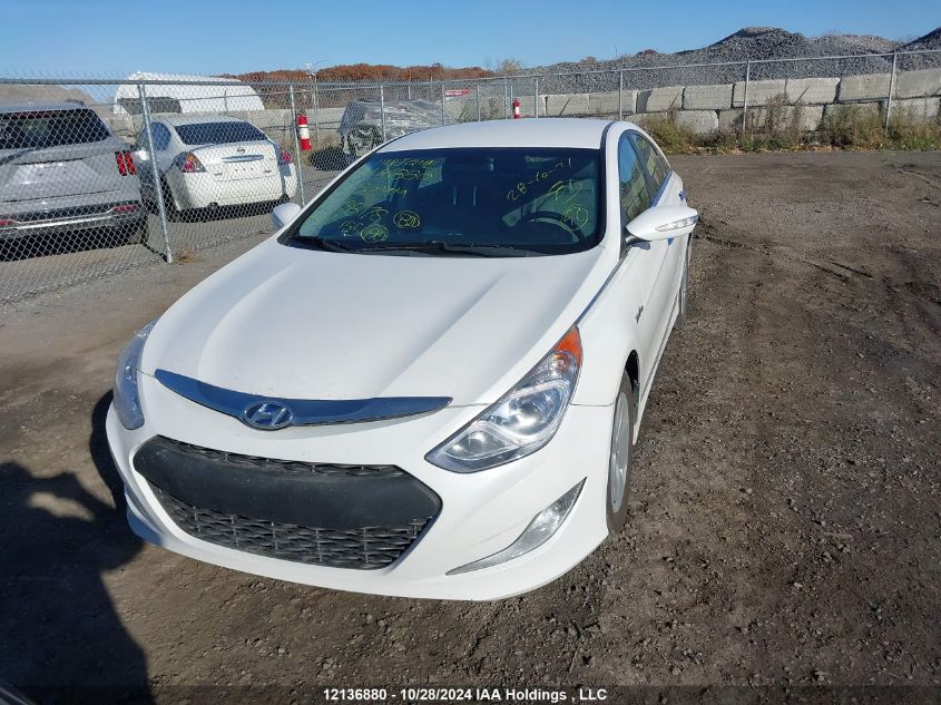 2015 Hyundai Sonata Hybrid Hybrid VIN: KMHEC4A4XFA138178 Lot: 12136880