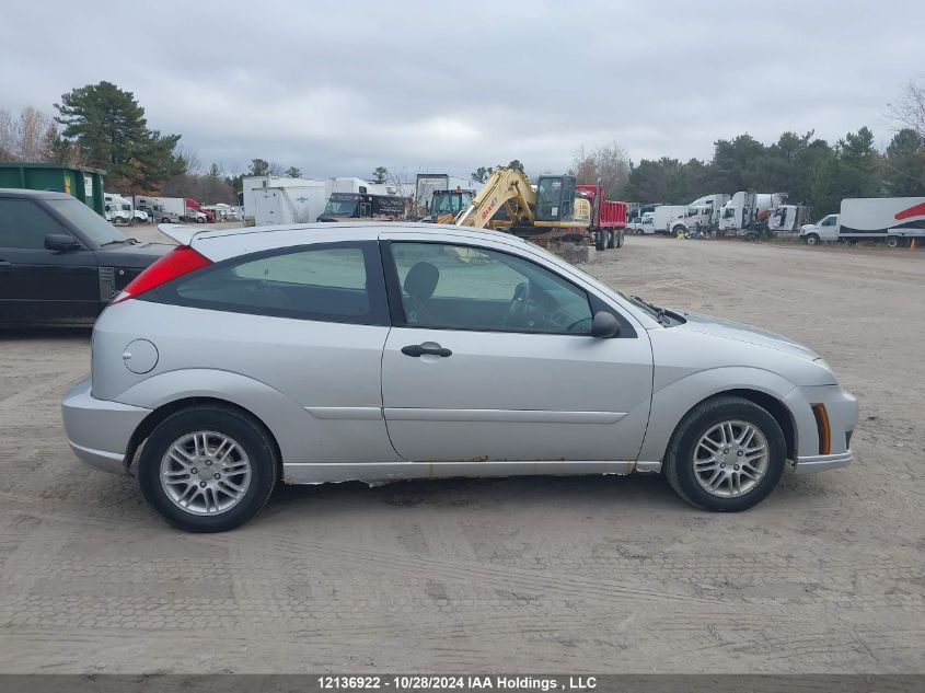 2007 Ford Focus Zx3/S/Se/Ses VIN: 1FAHP31N67W206074 Lot: 12136922