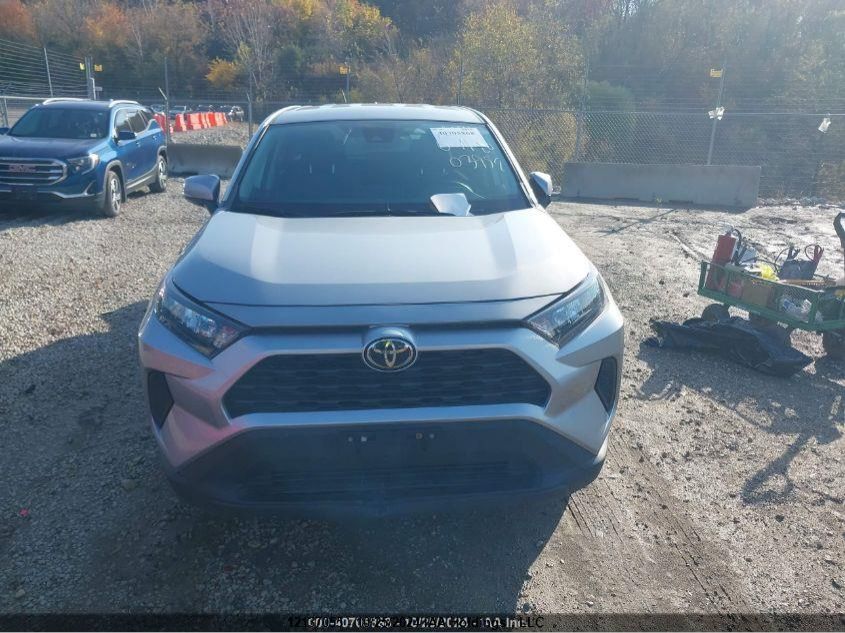 2022 Toyota Rav4 Le VIN: 2T3B1RFV1NW303952 Lot: 12137055