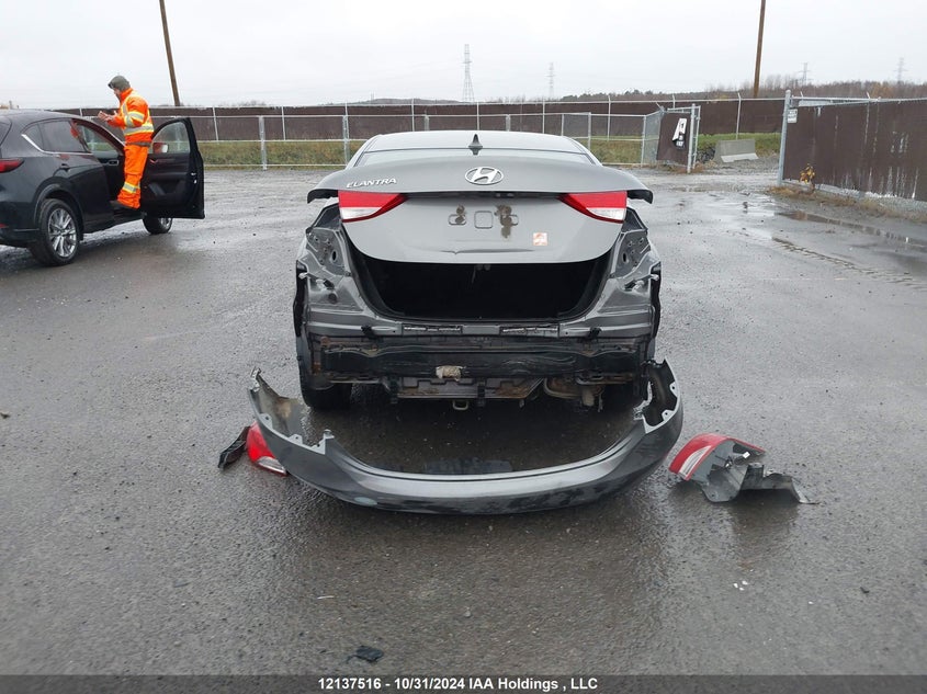 2013 Hyundai Elantra Gls/Limited VIN: 5NPDH4AE9DH308904 Lot: 12137516