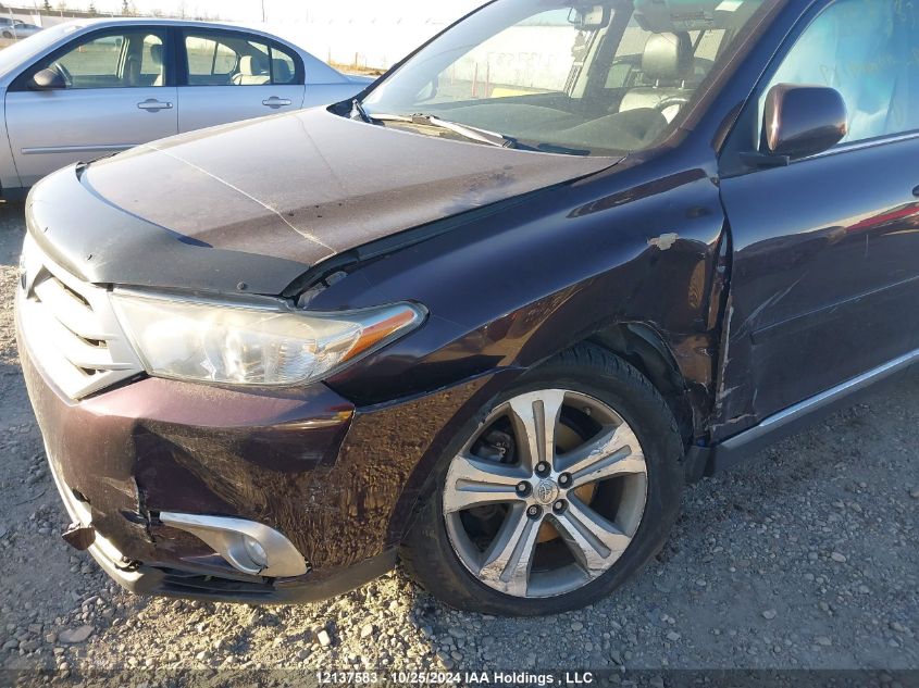 2013 Toyota Highlander Plus/Se VIN: 5TDBK3EH4DS182128 Lot: 12137583