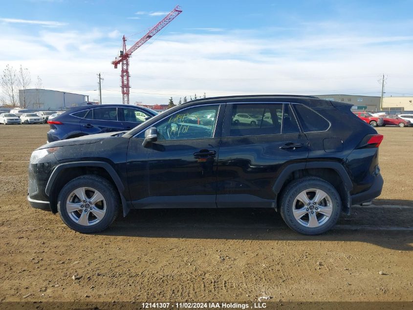 2021 Toyota Rav4 Xle/Xle Premium VIN: 2T3R1RFV4MW151002 Lot: 12141307