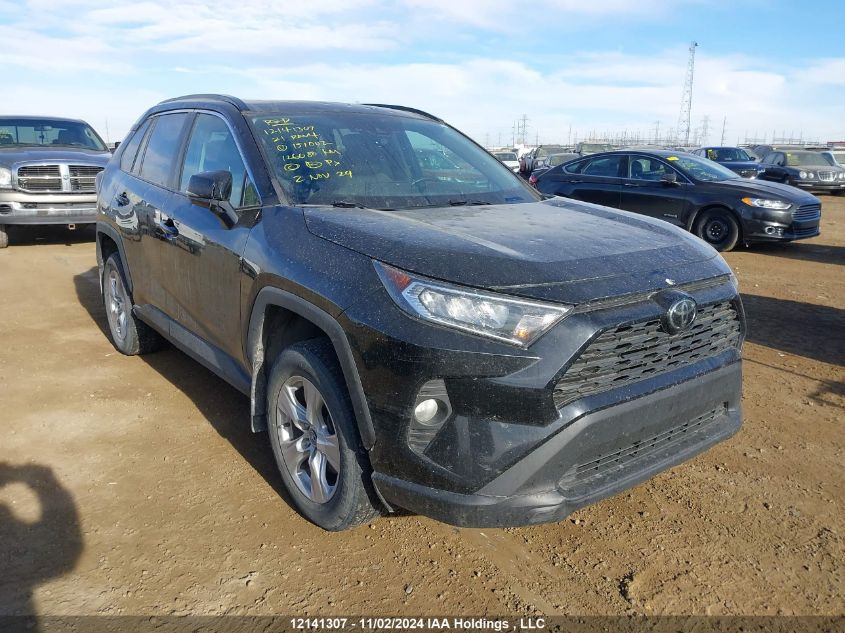 2021 Toyota Rav4 Xle/Xle Premium VIN: 2T3R1RFV4MW151002 Lot: 12141307