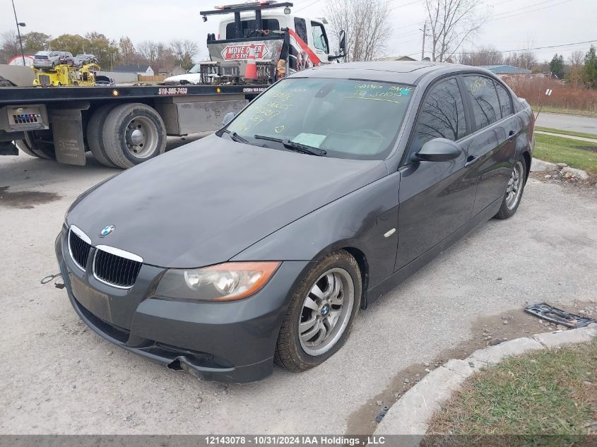 2007 BMW 3 Series VIN: WBAVH13527KR82217 Lot: 12143078