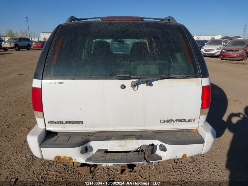 1998 Chevrolet Blazer VIN: 1GNDT13W2W2220923 Lot: 12143304