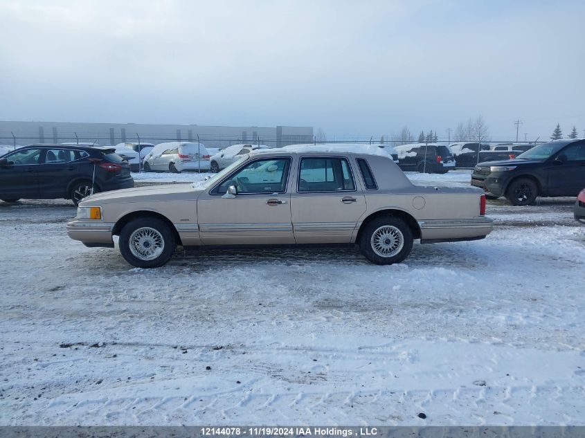 1993 Lincoln Town Car Executive VIN: 1LNLM81W9PY743993 Lot: 12144078