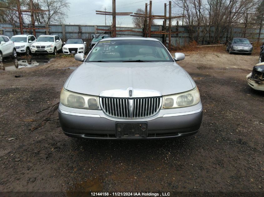 2001 Lincoln Town Car Cartier VIN: 1LNHM83W21Y731789 Lot: 12144158