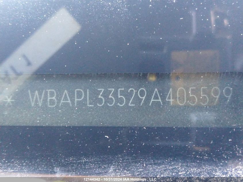 2009 BMW 3 Series VIN: WBAPL33529A405599 Lot: 12144342