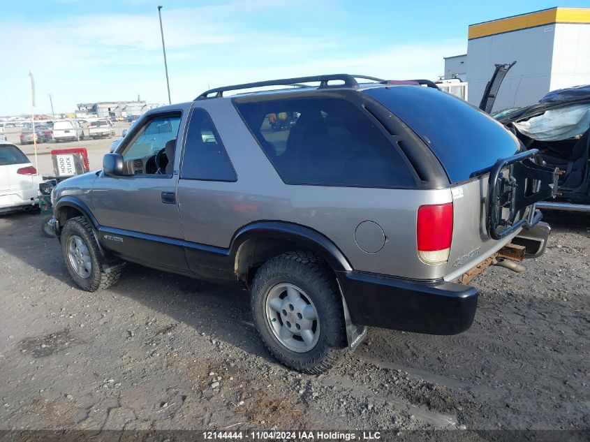 2001 Chevrolet Blazer VIN: 1GNCT18WX1K180975 Lot: 12144444