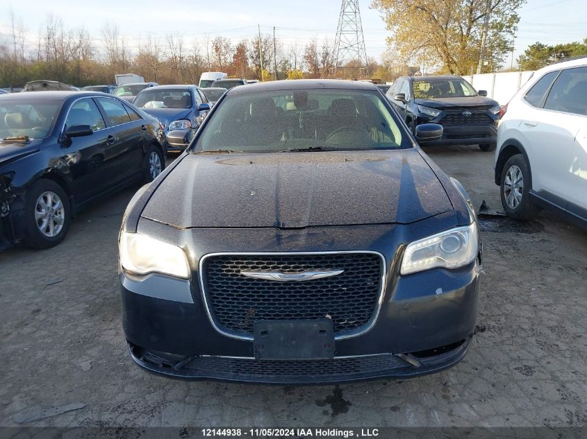 2017 Chrysler 300 Limited VIN: 2C3CCAAG2HH628689 Lot: 12144938