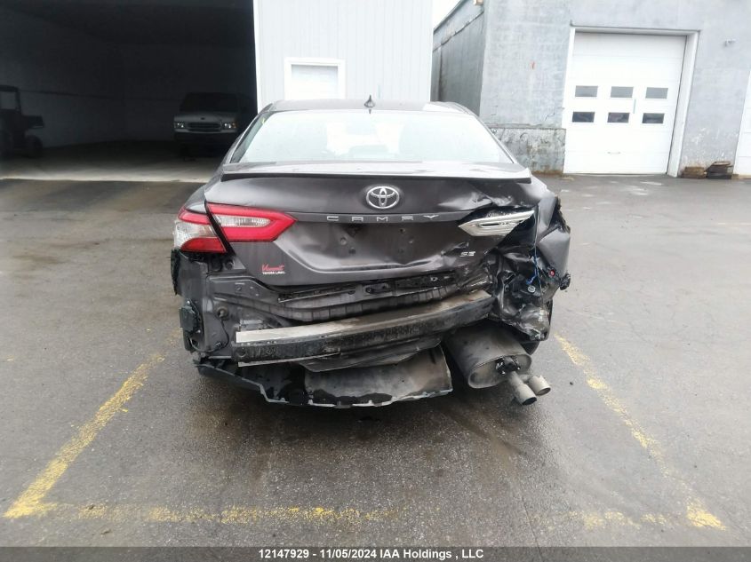 2018 Toyota Camry L/Le/Xle/Se/Xse VIN: 4T1B11HK6JU109957 Lot: 12147929