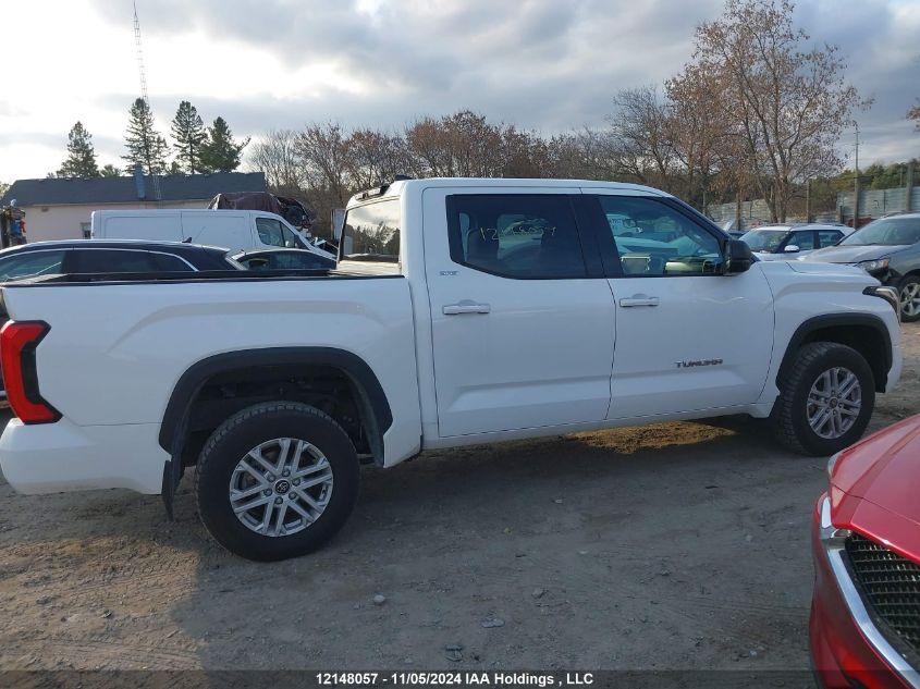 2022 Toyota Tundra Crewmax Sr/Crewmax Sr5 VIN: 5TFLA5DBXNX043942 Lot: 12148057