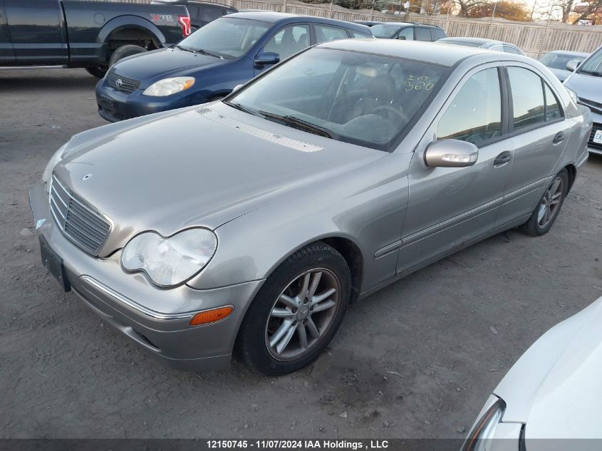 2004 Mercedes-Benz C 240 4Matic VIN: WDBRF81J54F545589 Lot: 12150745