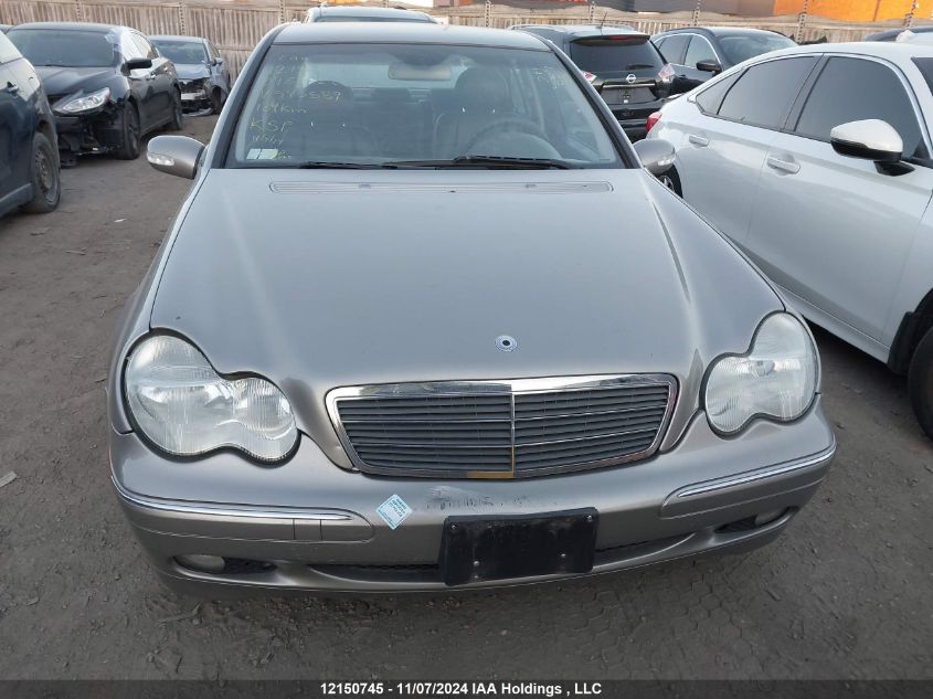 2004 Mercedes-Benz C 240 4Matic VIN: WDBRF81J54F545589 Lot: 12150745