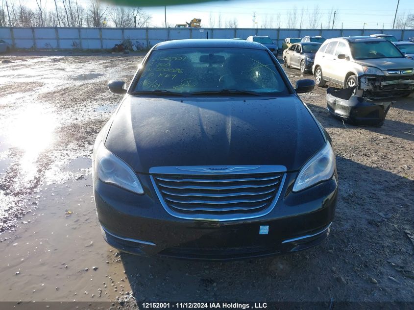 2013 Chrysler 200 Lx VIN: 1C3CCBAB0DN500026 Lot: 12152001