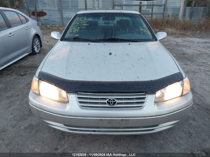 2000 Toyota Camry VIN: JT2BG22K0Y0520671 Lot: 12152034