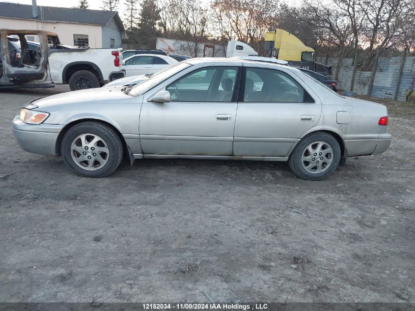 2000 Toyota Camry VIN: JT2BG22K0Y0520671 Lot: 12152034