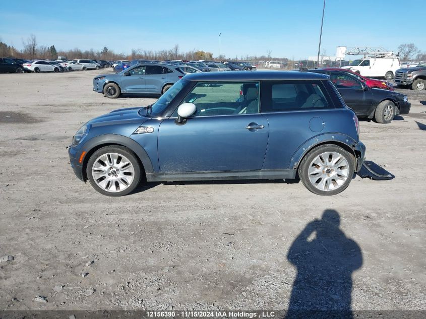 2010 Mini Cooper VIN: WMWMF3C56ATU76260 Lot: 12156390