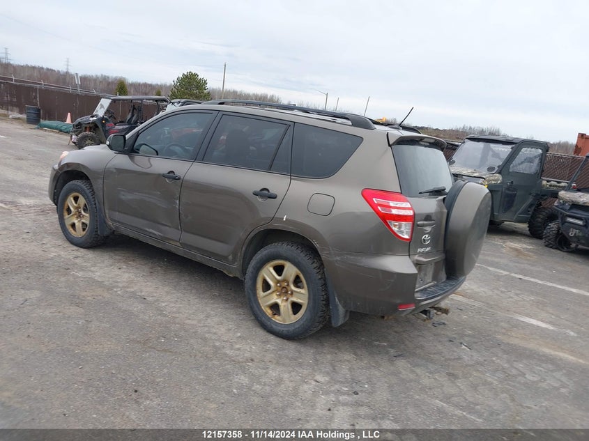 4V4NC9EH9FN912447 2015 VOLVO  photo no. 3