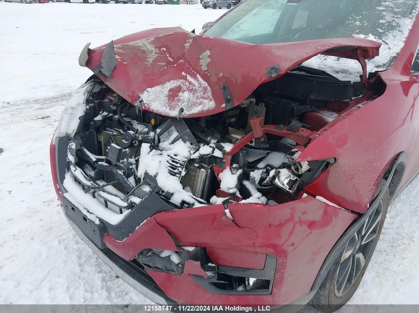 2017 Nissan Rogue VIN: 5N1AT2MV2HC741415 Lot: 12158747