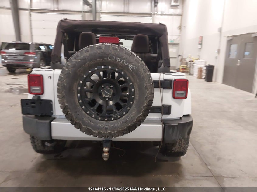 1C4BJWEG0FL716435 2015 JEEP WRANGLER photo no. 16