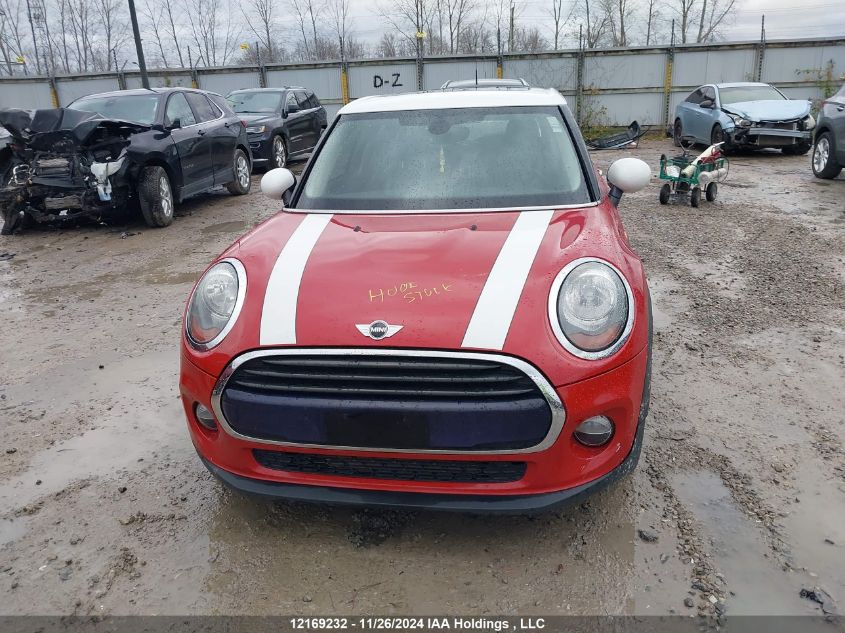 2017 Mini Cooper Hardtop 5 Door VIN: WMWXU1C57H2E19060 Lot: 12169232