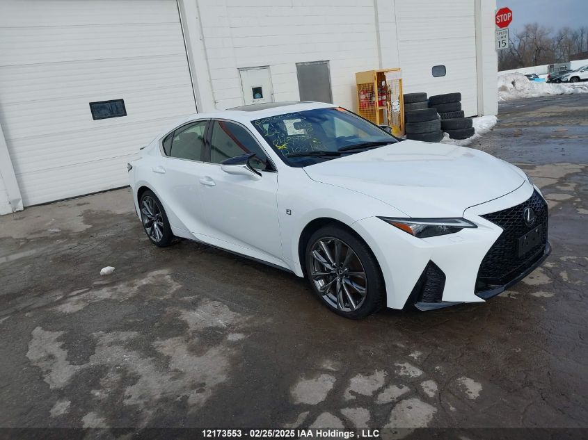 2022 Lexus IS300
