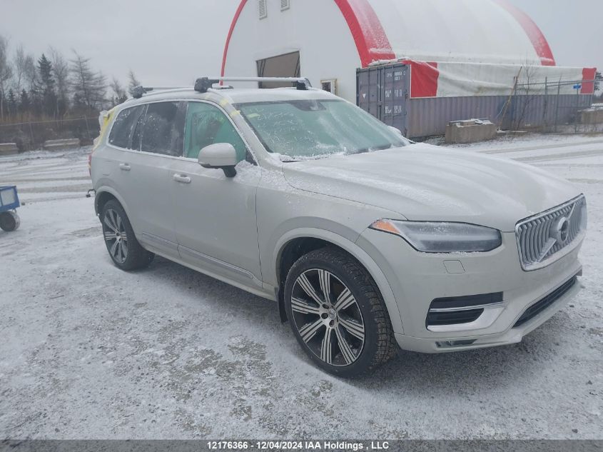 2022 Volvo XC90