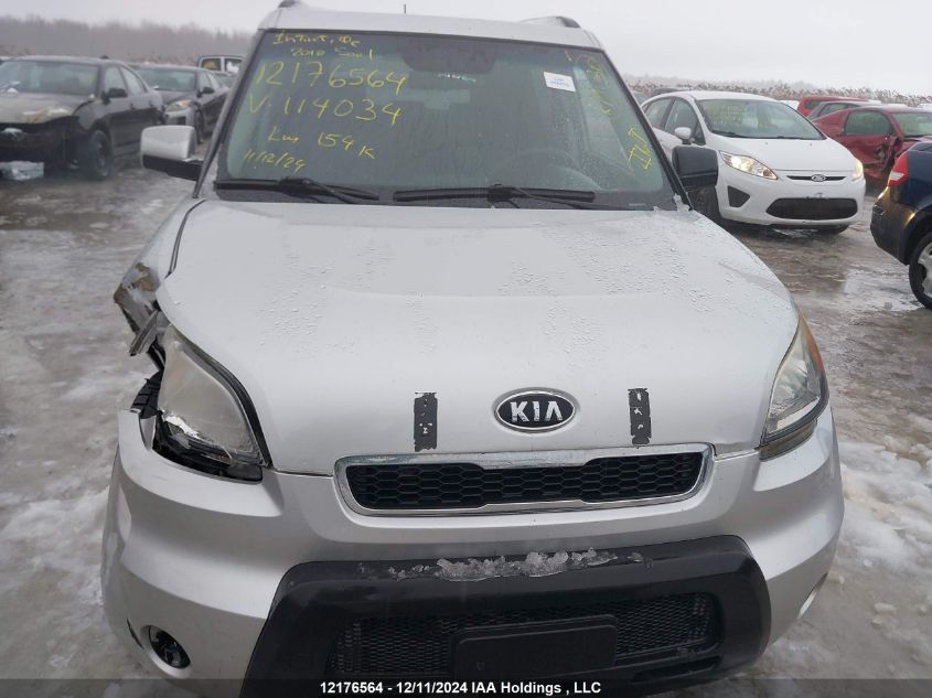 2010 Kia Soul VIN: KNDJT2A24A7114034 Lot: 12176564