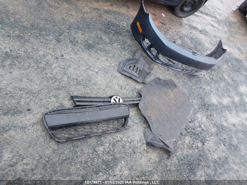 2011 Volkswagen Golf VIN: WVWDM9AJXBW039437 Lot: 12179971