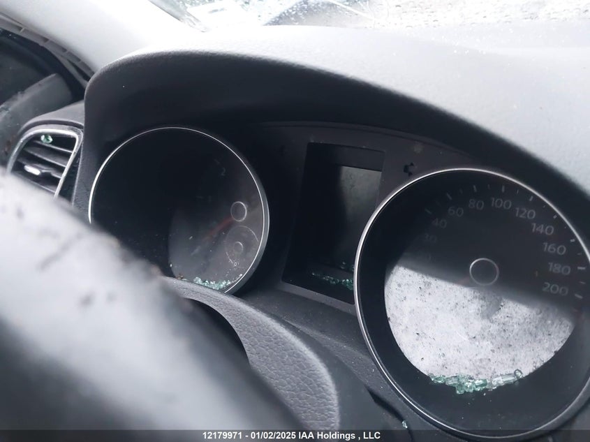 2011 Volkswagen Golf VIN: WVWDM9AJXBW039437 Lot: 12179971