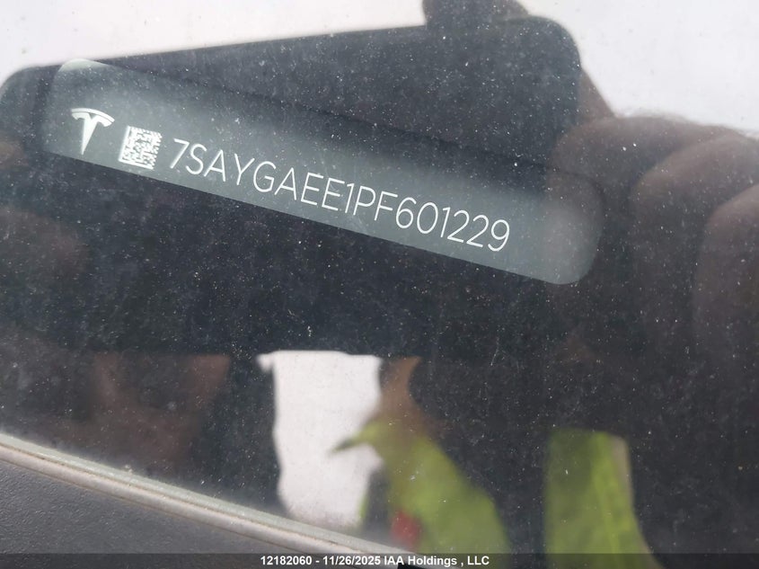 2023 Tesla Model Y VIN: 7SAYGAEE1PF601229 Lot: 12182060